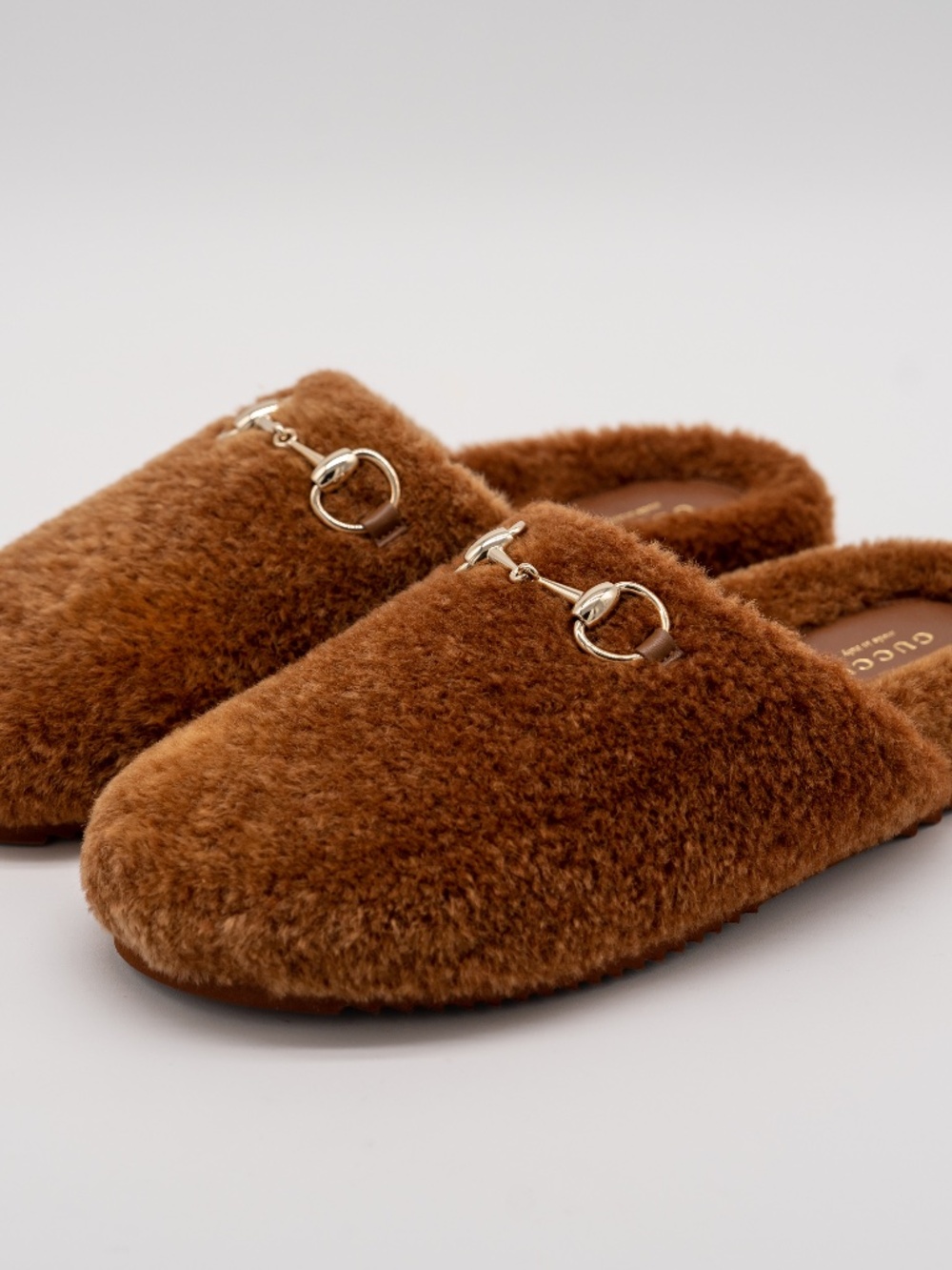 Gucci Women's Fur Mules Brown Shearling Merino Flats size 39 9 US